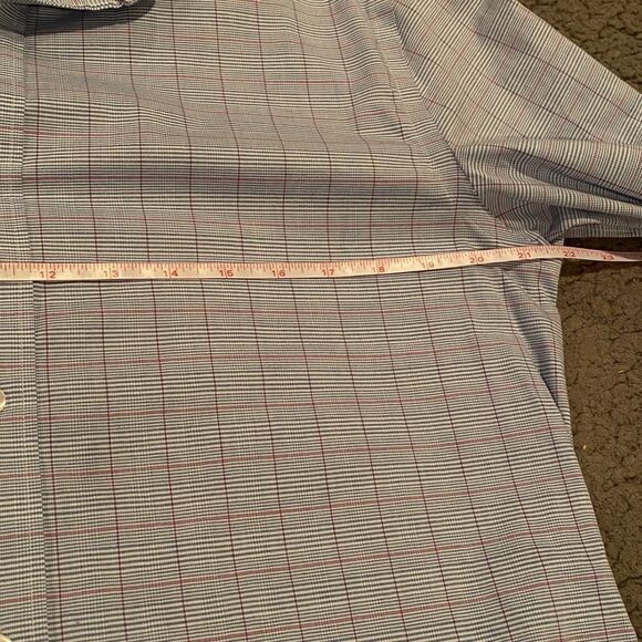 Old Navy Plaid Button Up Shirt - Picture 6 of 7
